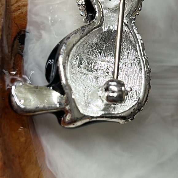 🖤Vtg MONET panda 🐼 brooch - Picture 5 of 9